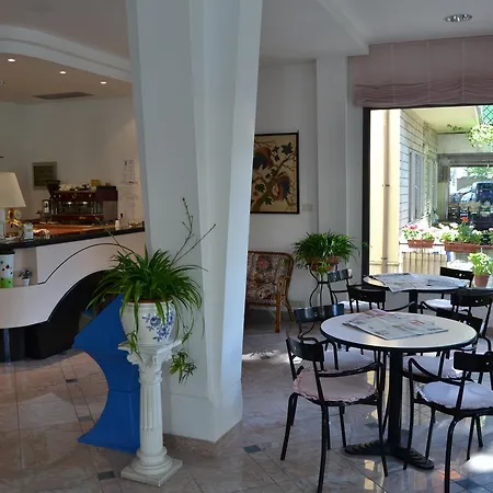 Tonti Hotel