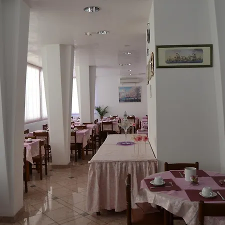 Tonti Hotel 3*